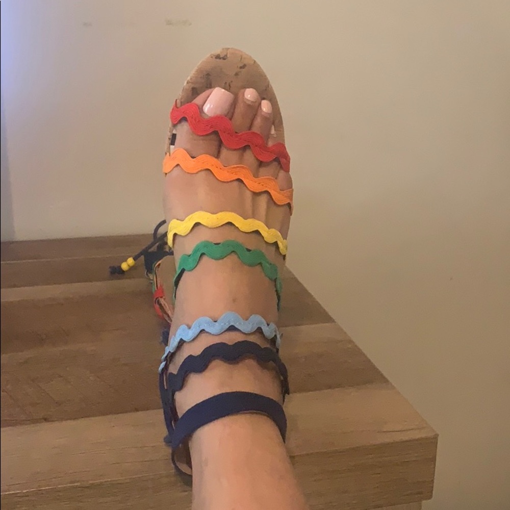 Betsy Johnson Rainbow Straps. Size 8.5.
